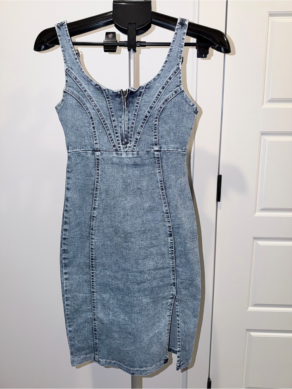 Sleeveless Acid Wash Denim Dress - Light Blue